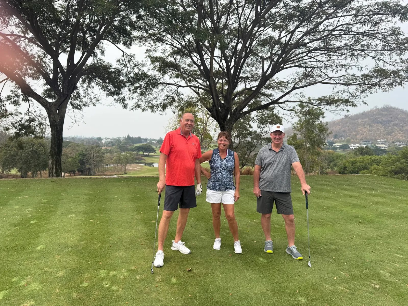 Social Fairways golfers on tour